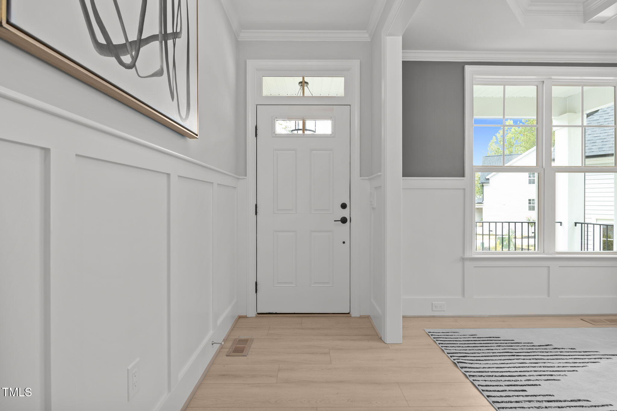 2625 Silver Gate Court