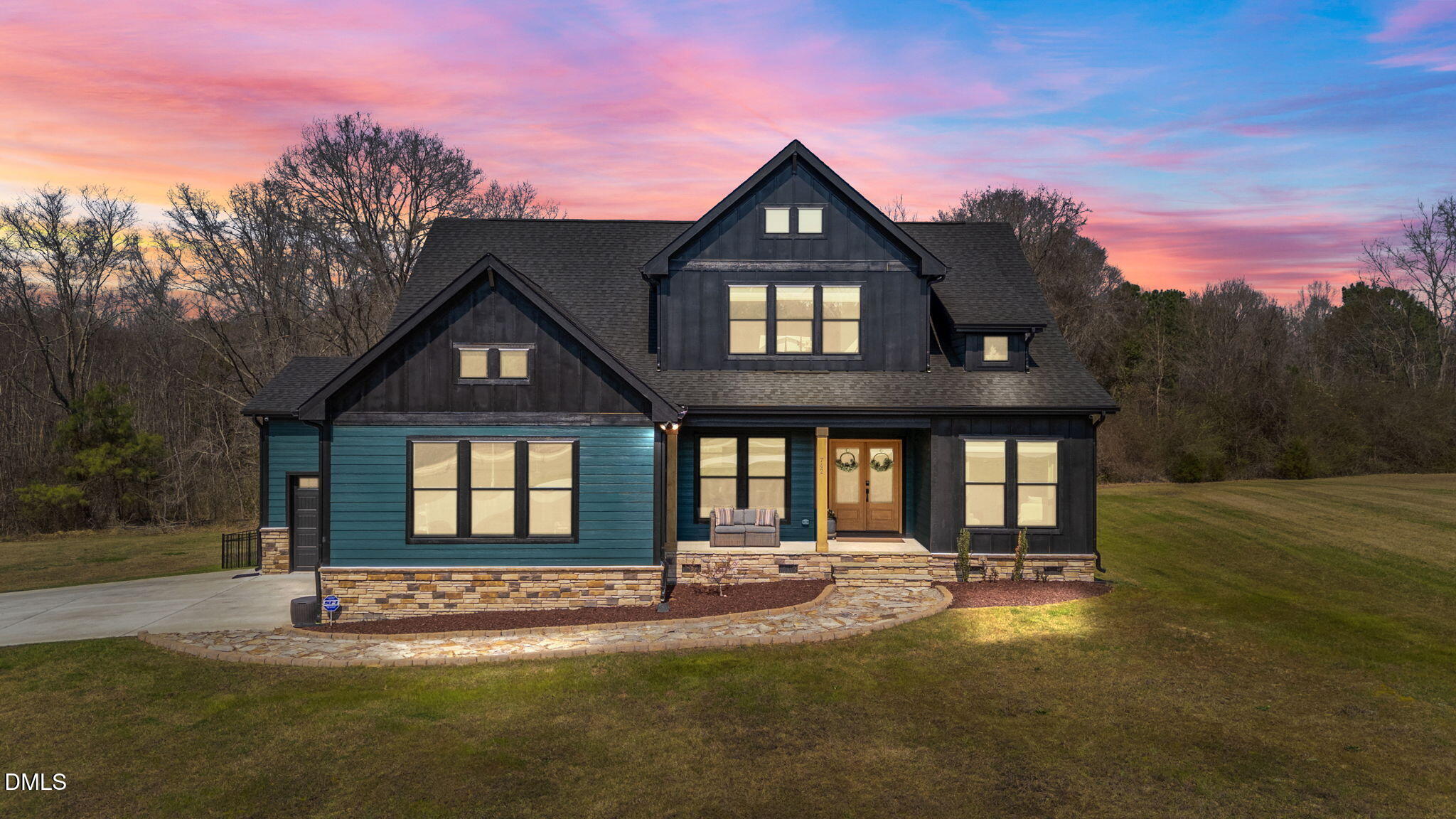 742 Lake Magnolia Way