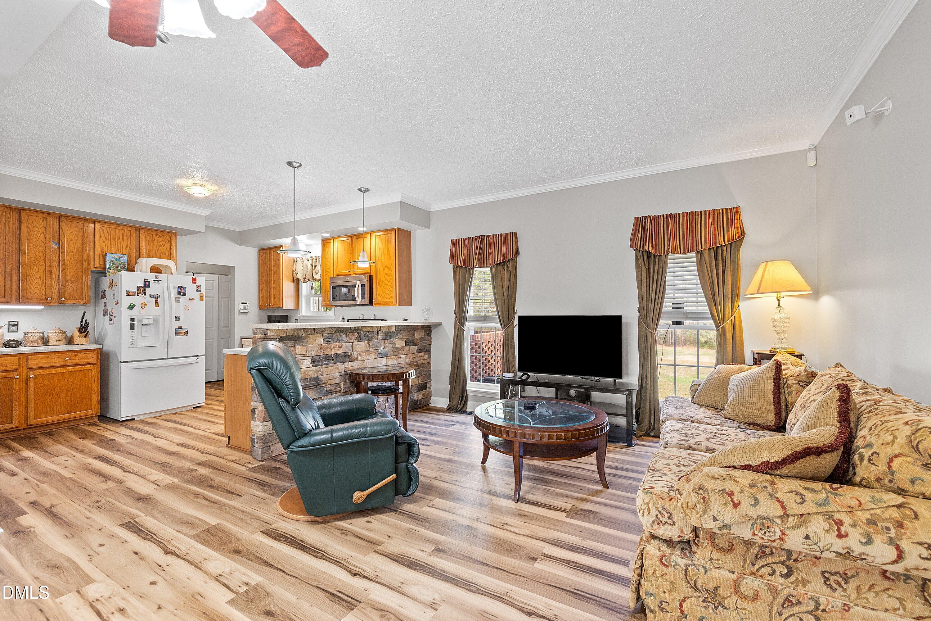 2265 Bud Lipscomb Road