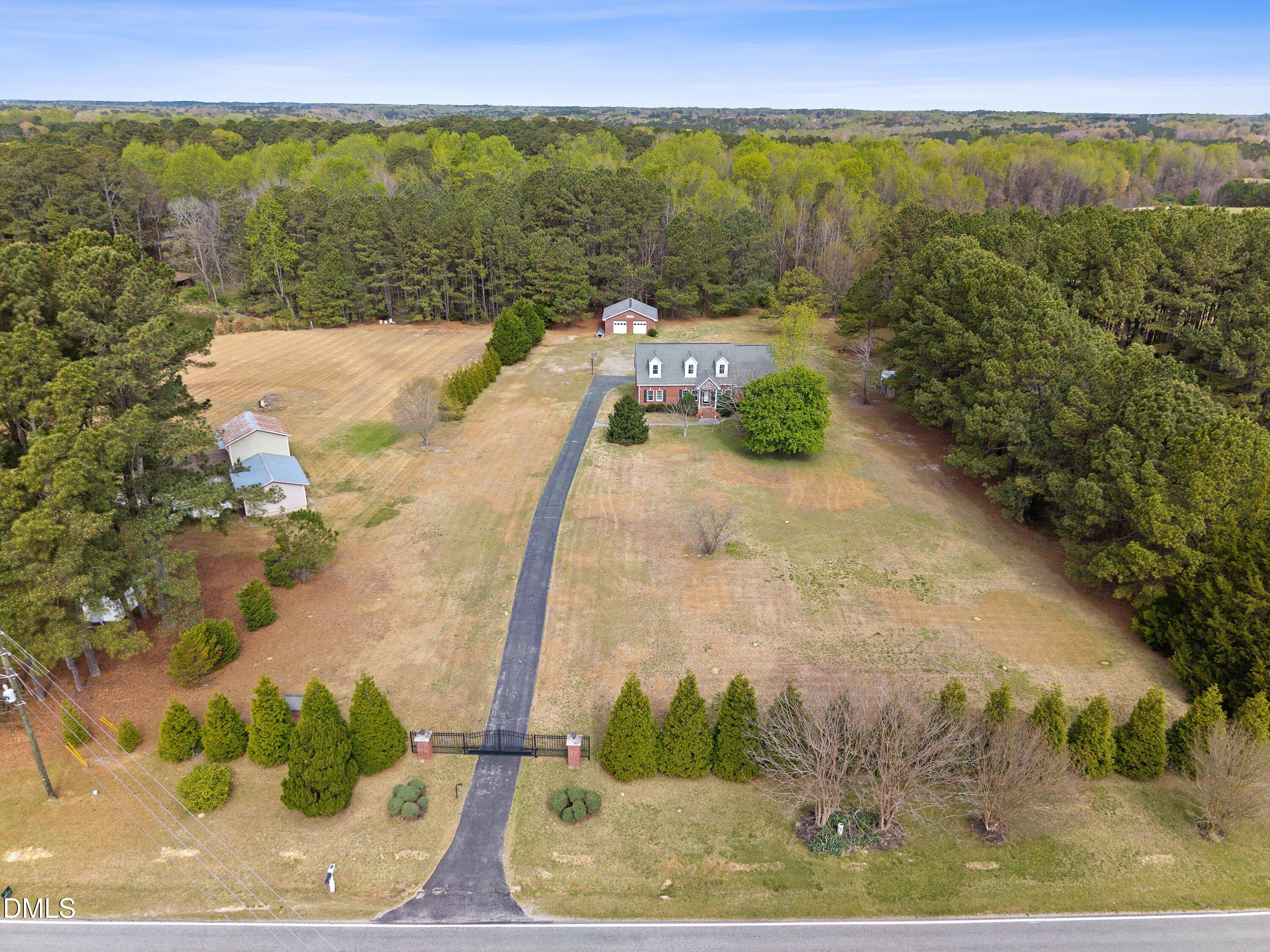 2265 Bud Lipscomb Road