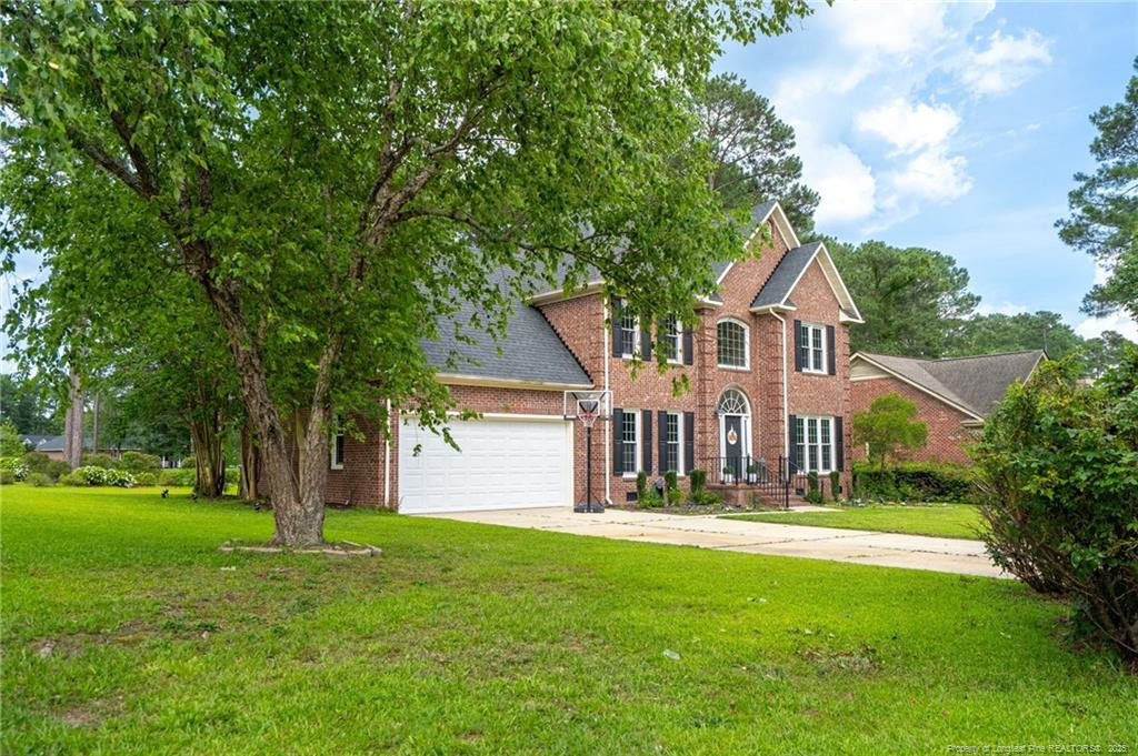 6112 Iverleigh Circle
