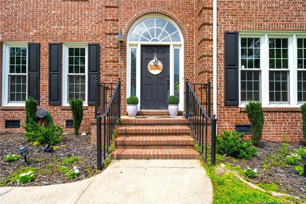 6112 Iverleigh Circle