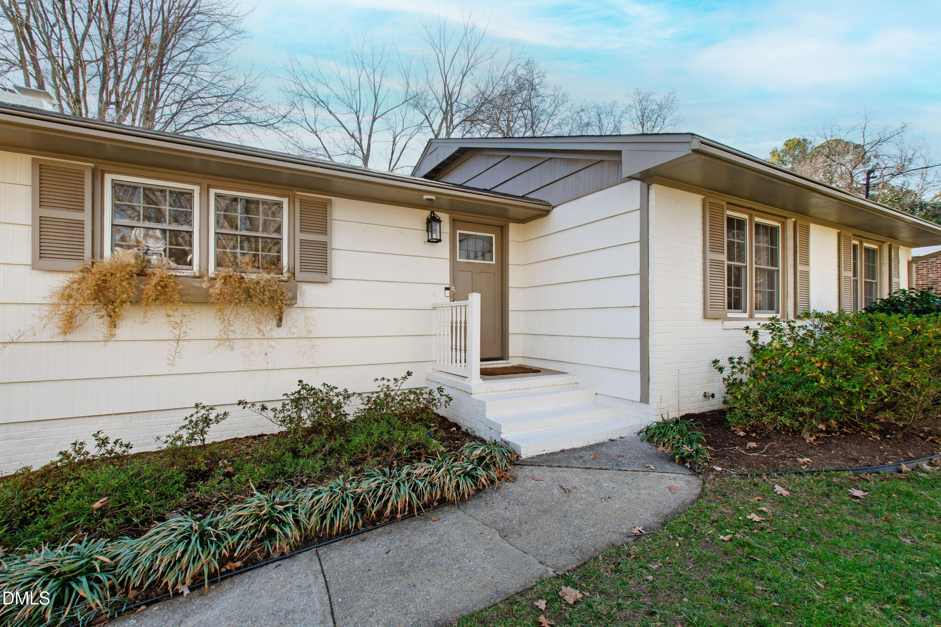 211 Northfield Drive