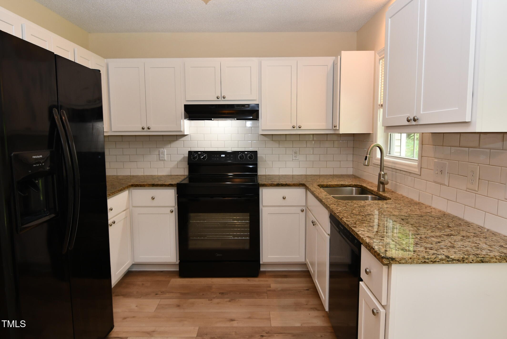 5949 Sandy Run