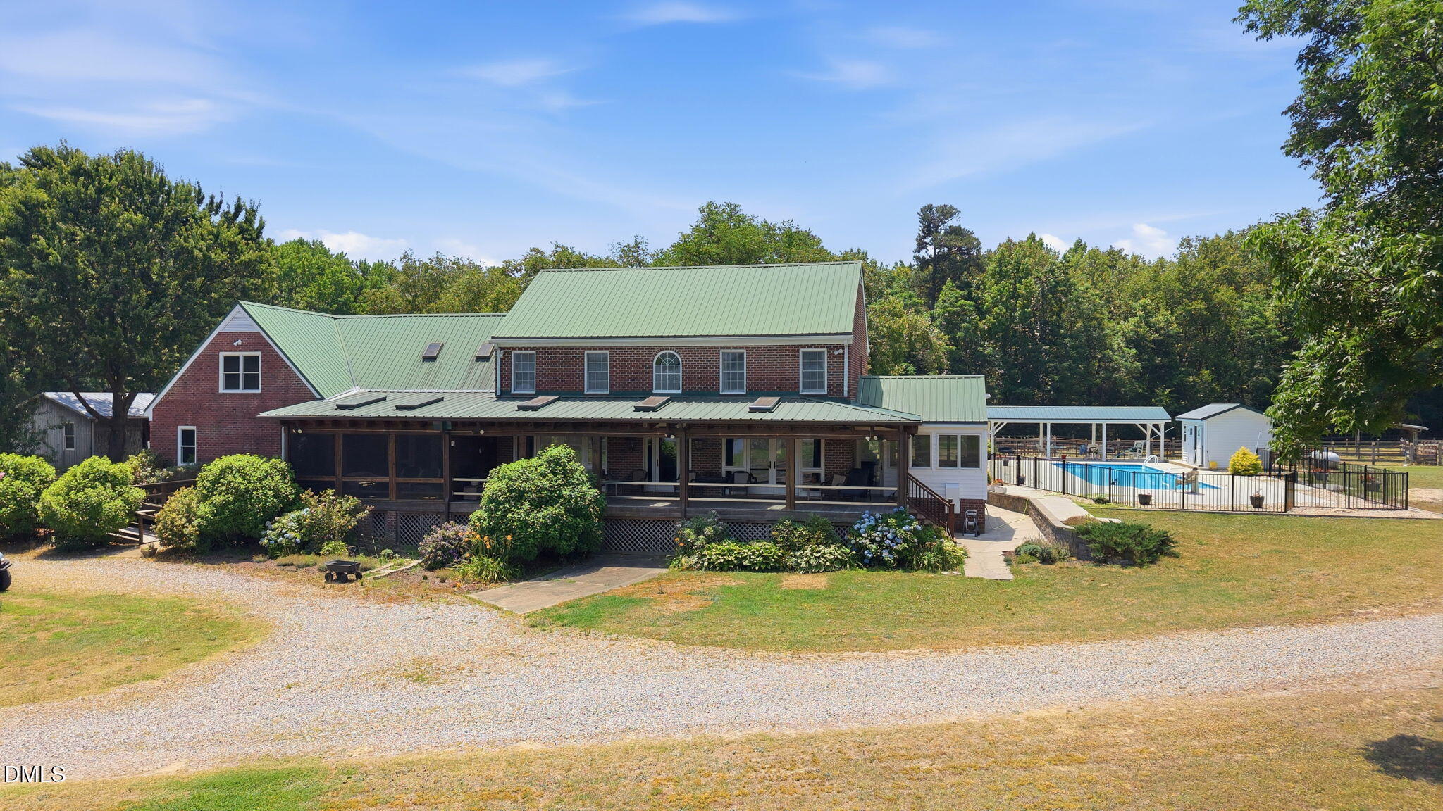 1527 W Castalia Road