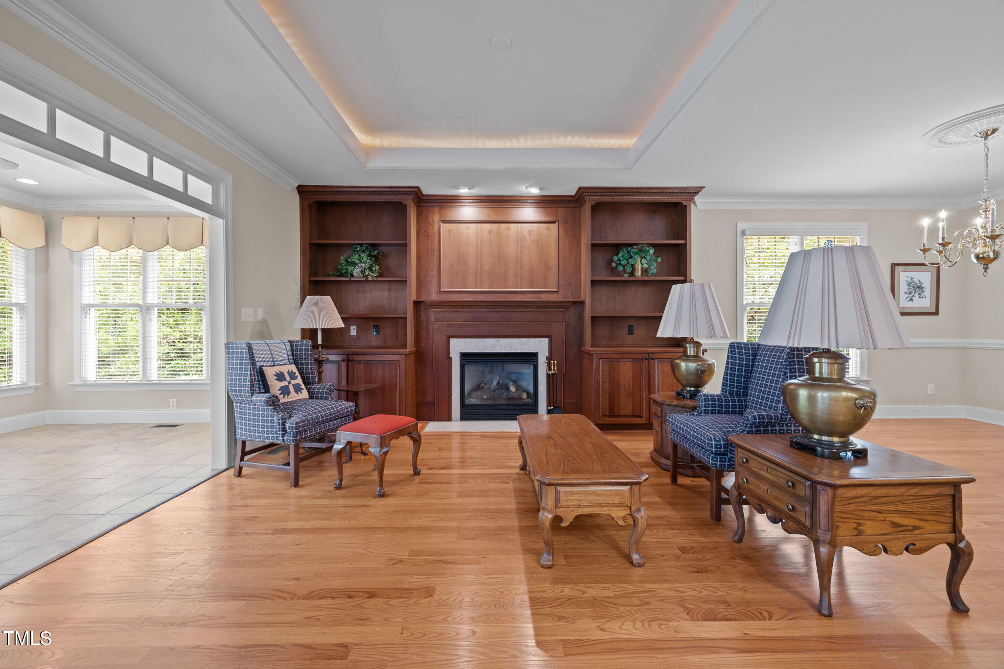 8825 Leeshire Lane