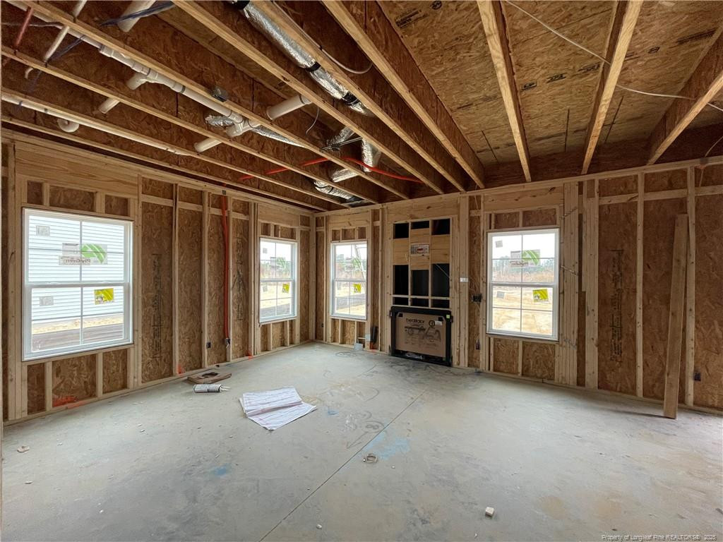 1712 Man O War Drive