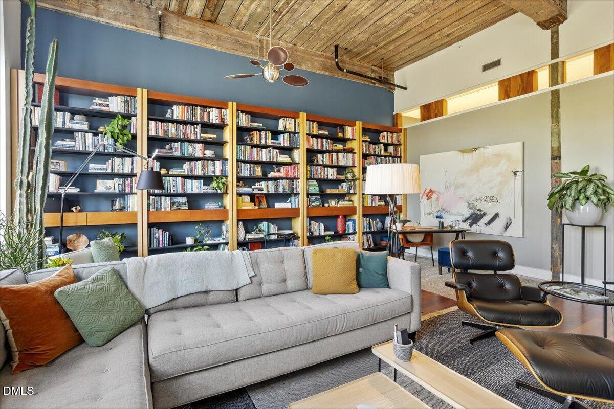 614 Capital Boulevard 106