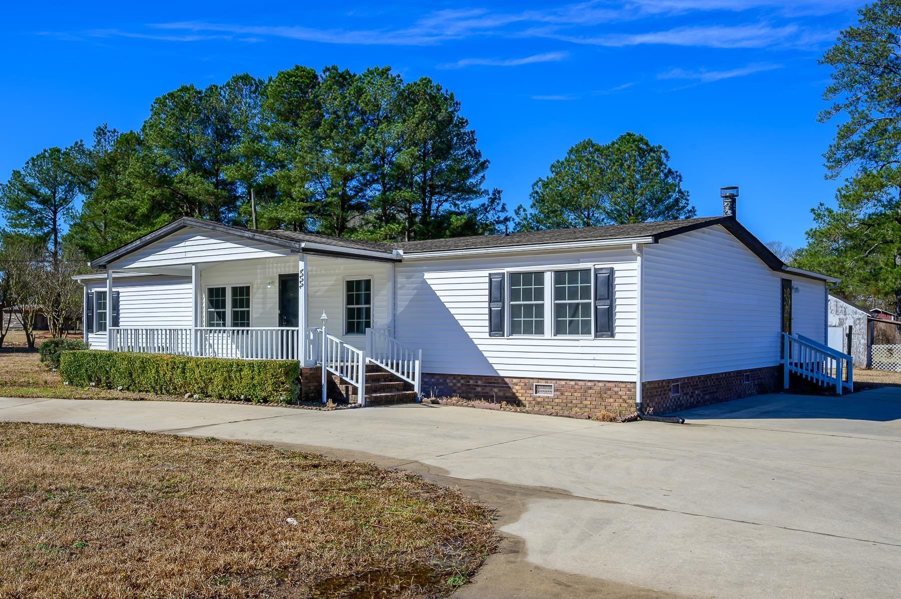 Photo 2 of 19 of 4222 Irwin Isle mobile home
