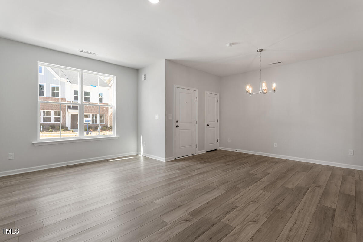 281 Chesapeake Commons Street 95
