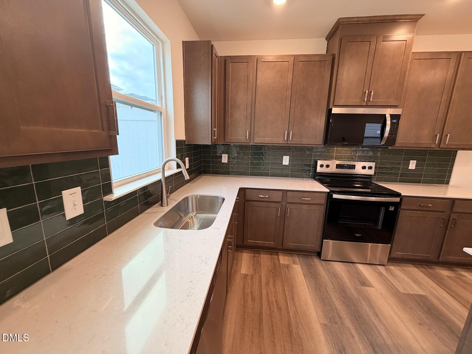 514 Sunset Lake Street