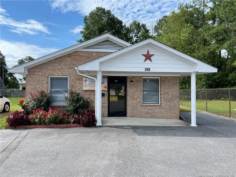 512 Harris Avenue Raeford NC 28376