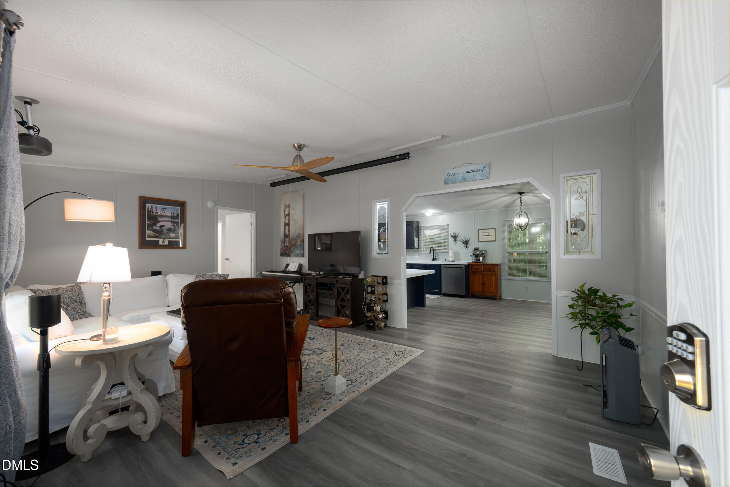 424 Forest Creek Drive