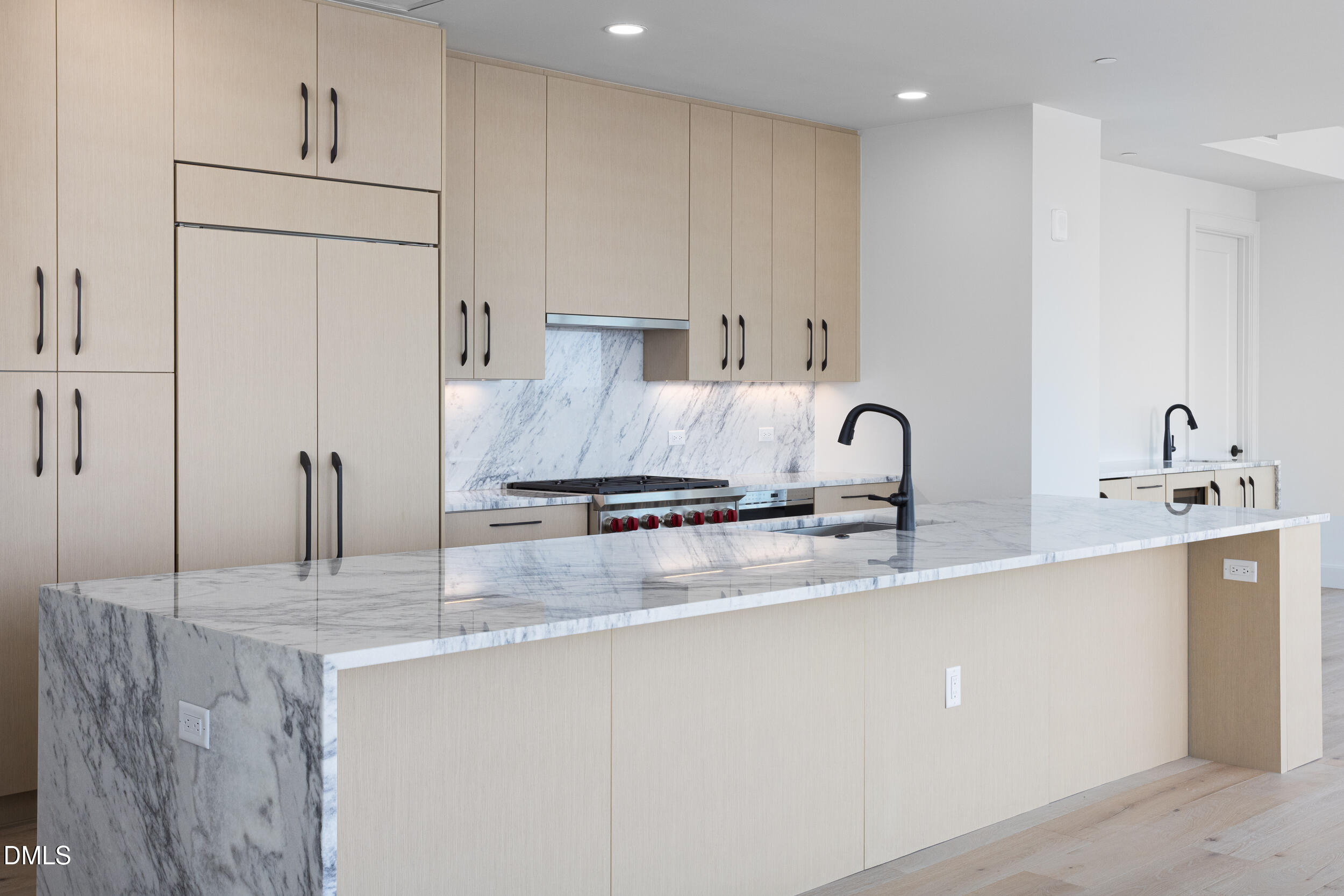 115 Morris Street 2502