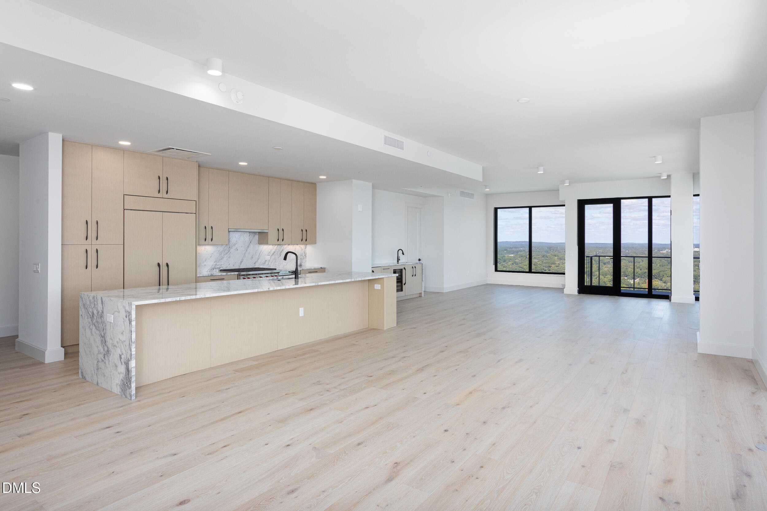 115 Morris Street 2502