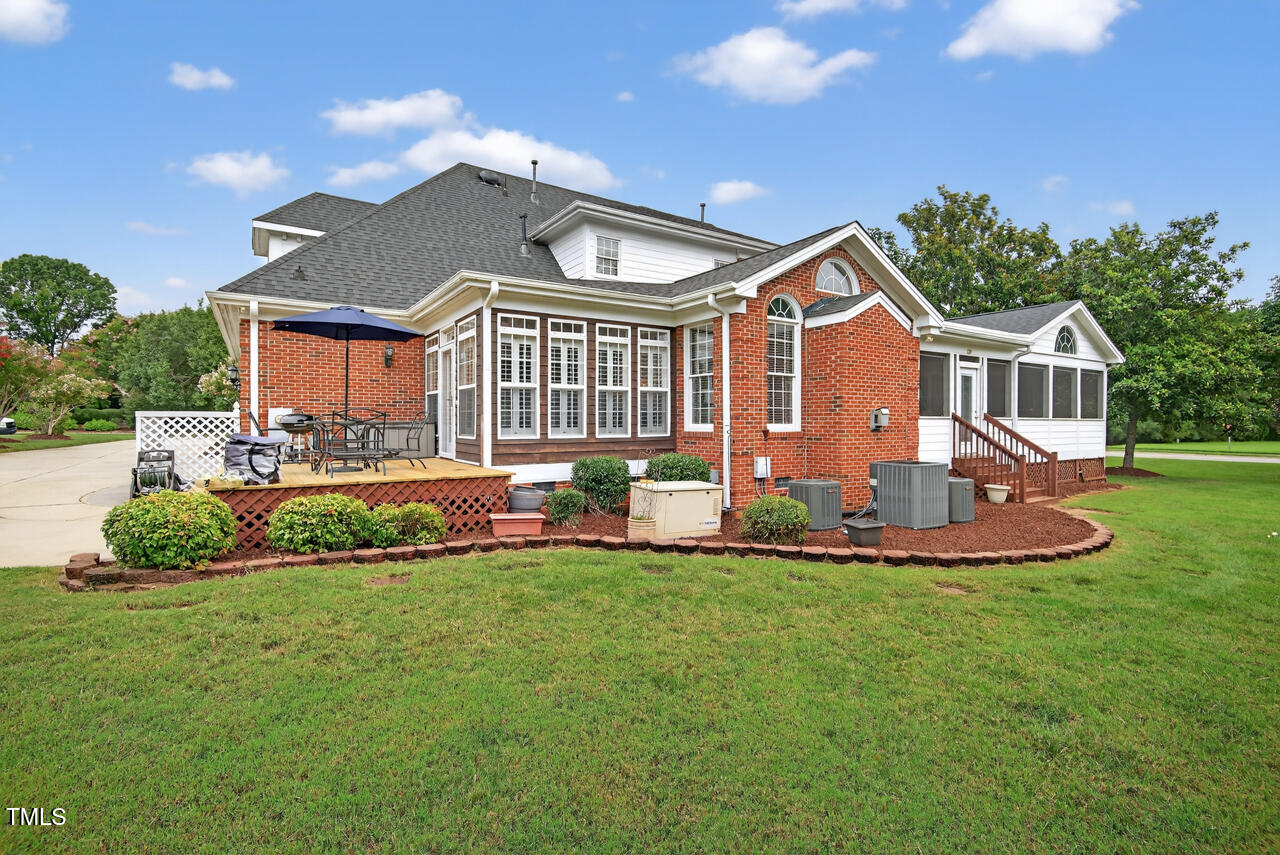 Durham, North Carolina 27705, United States, 4 Bedrooms Bedrooms, ,5 BathroomsBathrooms,Residential,Active,191535