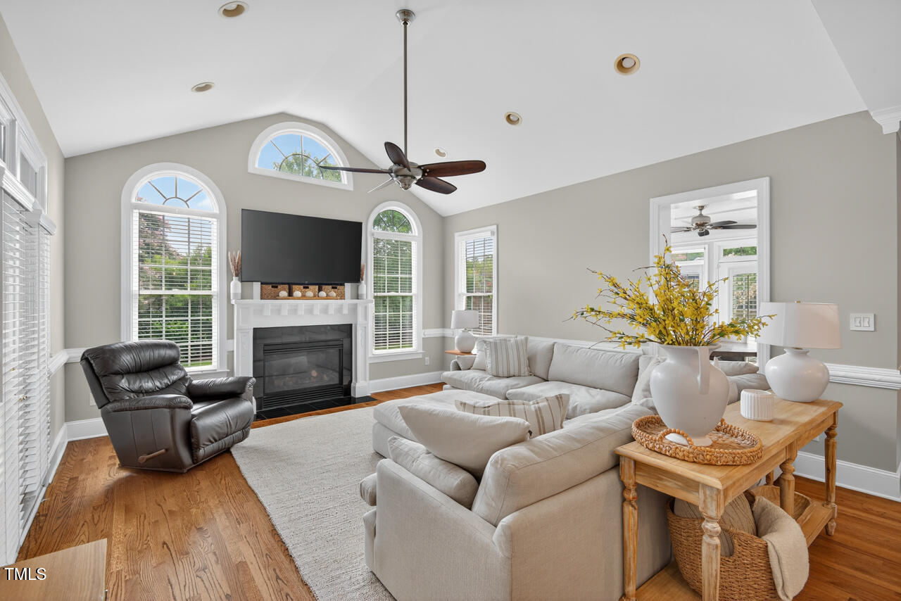 Durham, North Carolina 27705, United States, 4 Bedrooms Bedrooms, ,5 BathroomsBathrooms,Residential,Active,191535