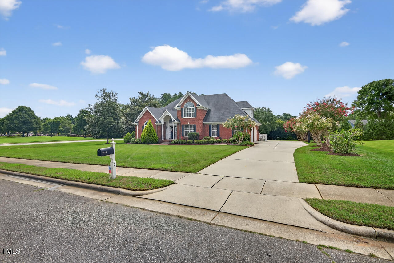 Durham, North Carolina 27705, United States, 4 Bedrooms Bedrooms, ,5 BathroomsBathrooms,Residential,Active,191535