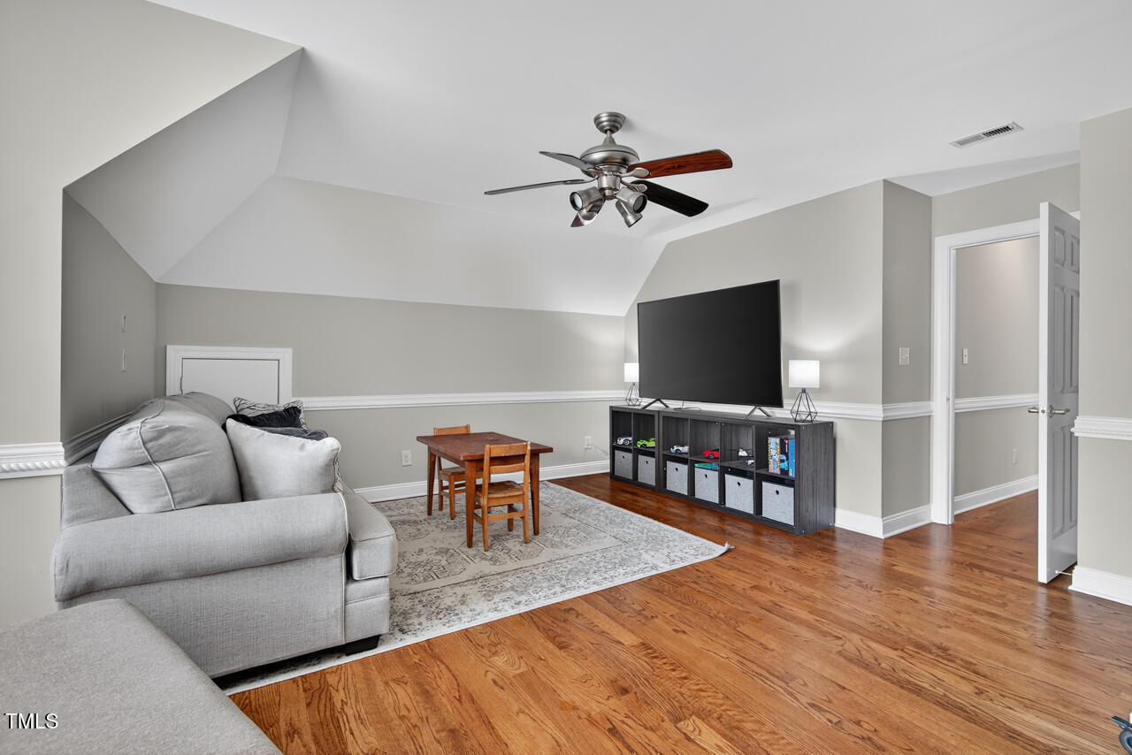 Durham, North Carolina 27705, United States, 4 Bedrooms Bedrooms, ,5 BathroomsBathrooms,Residential,Active,191535