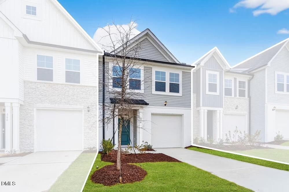 554 Barrington Row Avenue