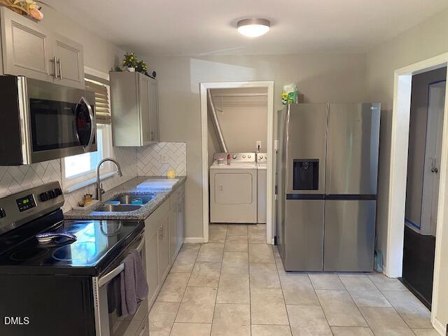 1221 Woodbriar Avenue