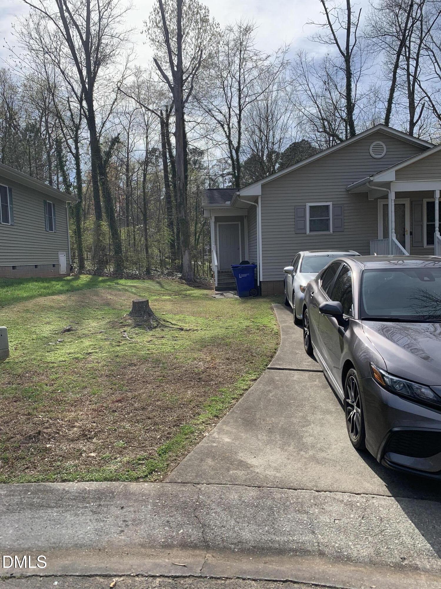 2513 Lindbergh Street