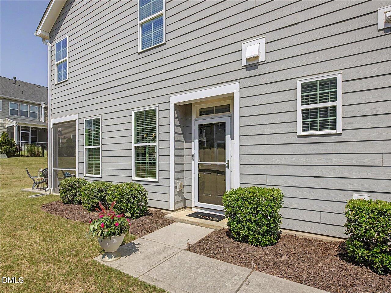 846 Salem Pointe Place
