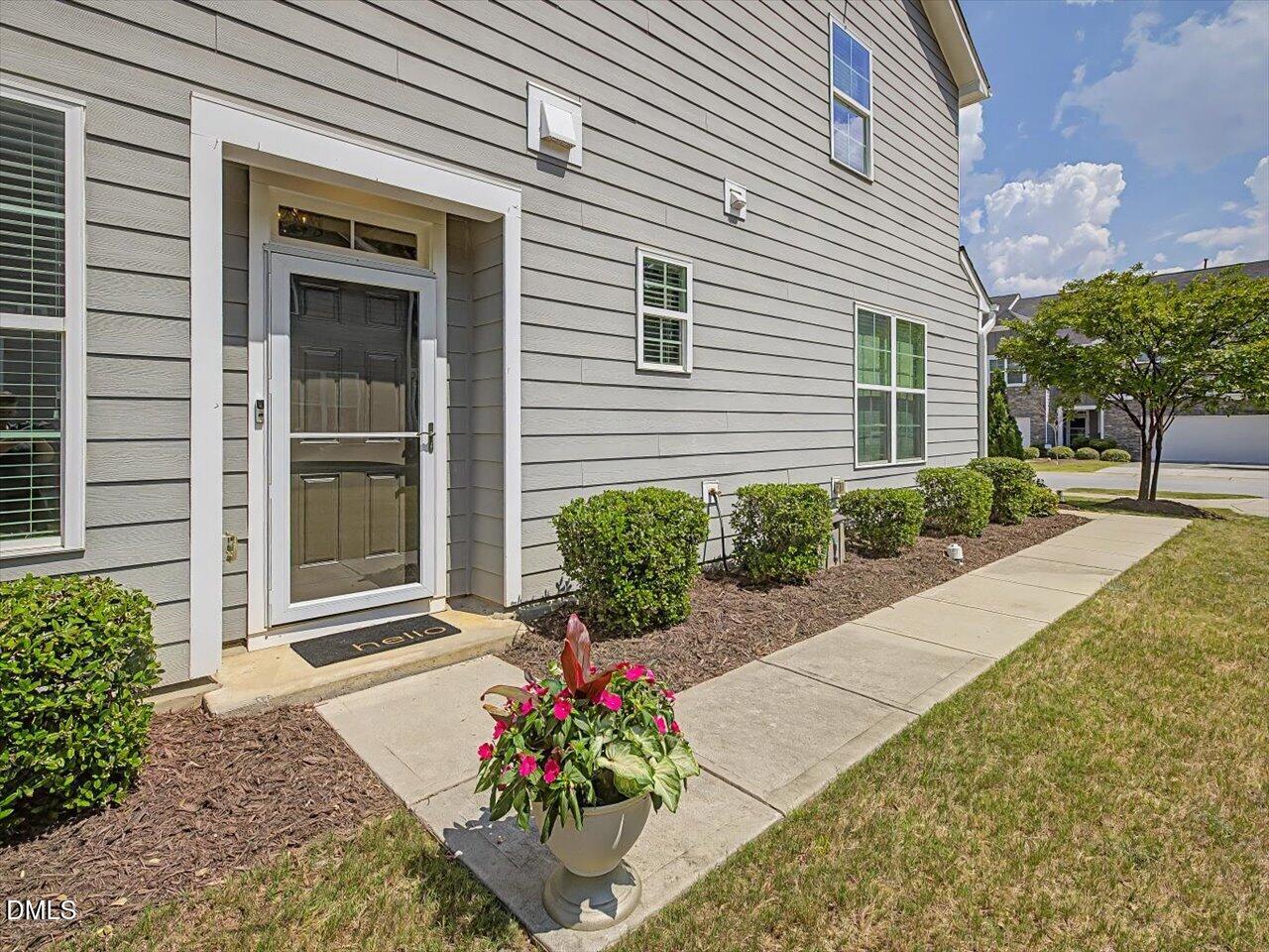 846 Salem Pointe Place