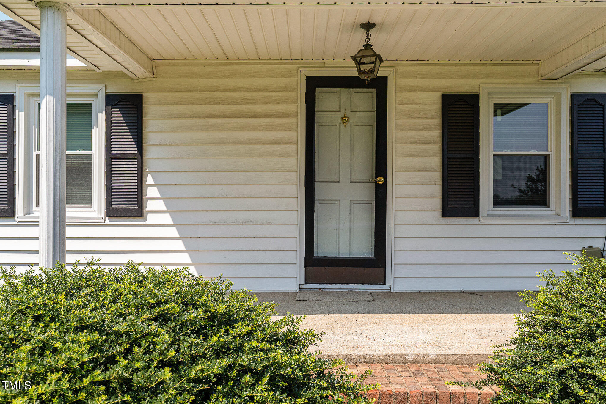 1169 Clayhole Road