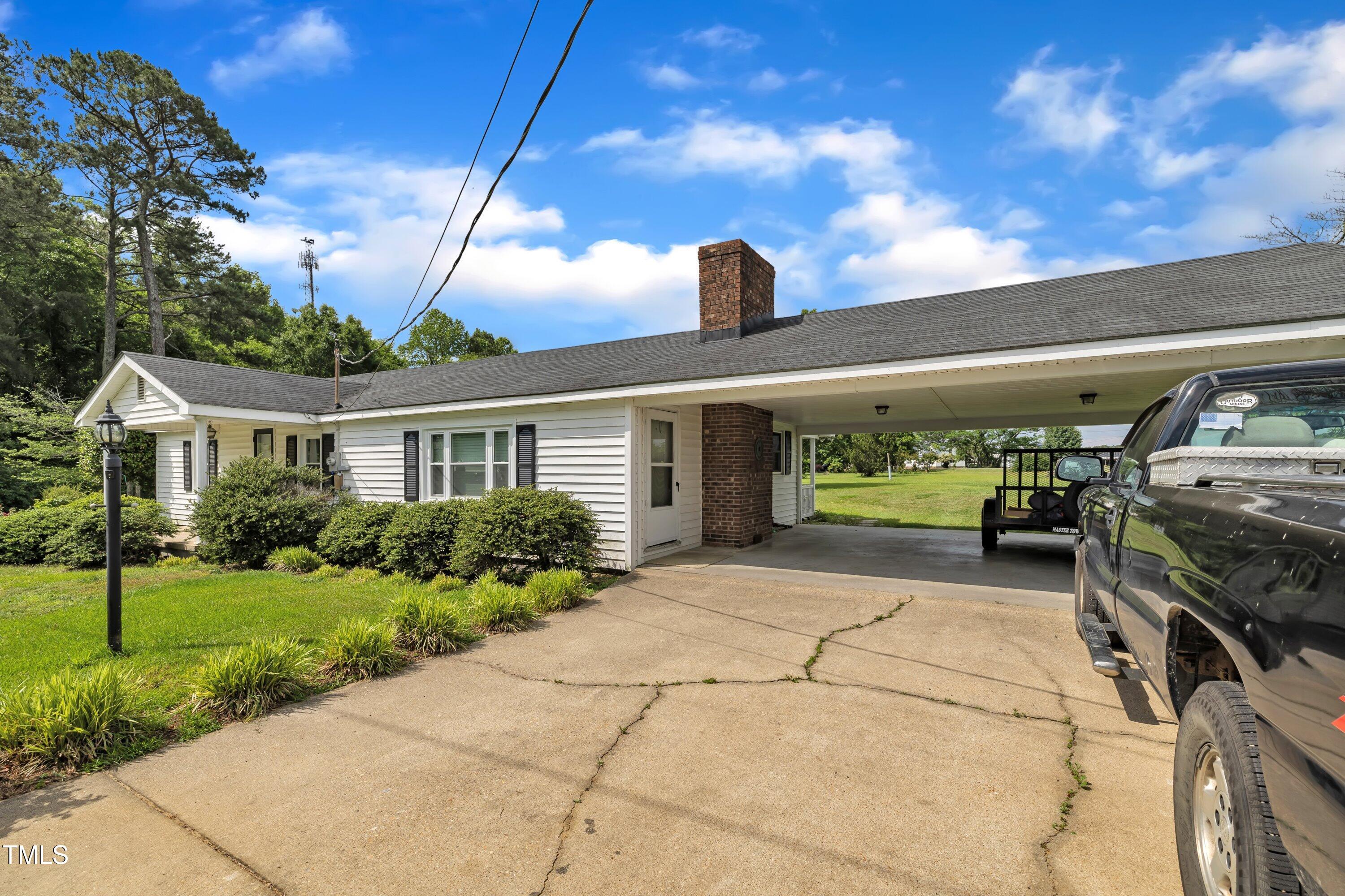 1169 Clayhole Road