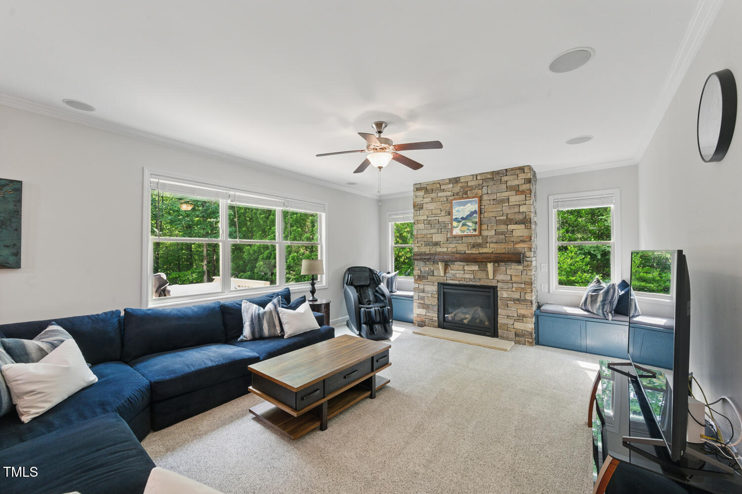776 Legend Oaks Drive