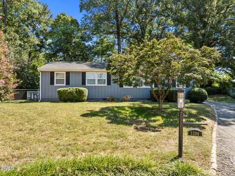 3204 Apache Drive Raleigh NC 27609