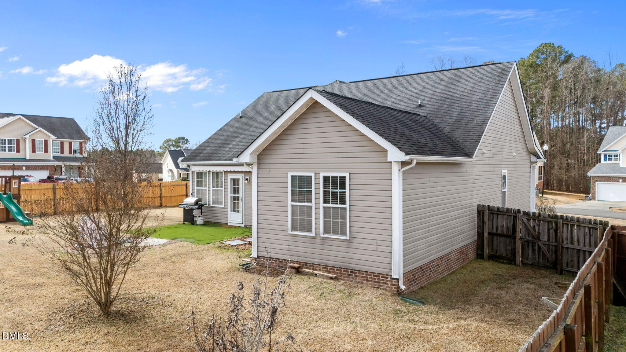 2040 Applewood Drive