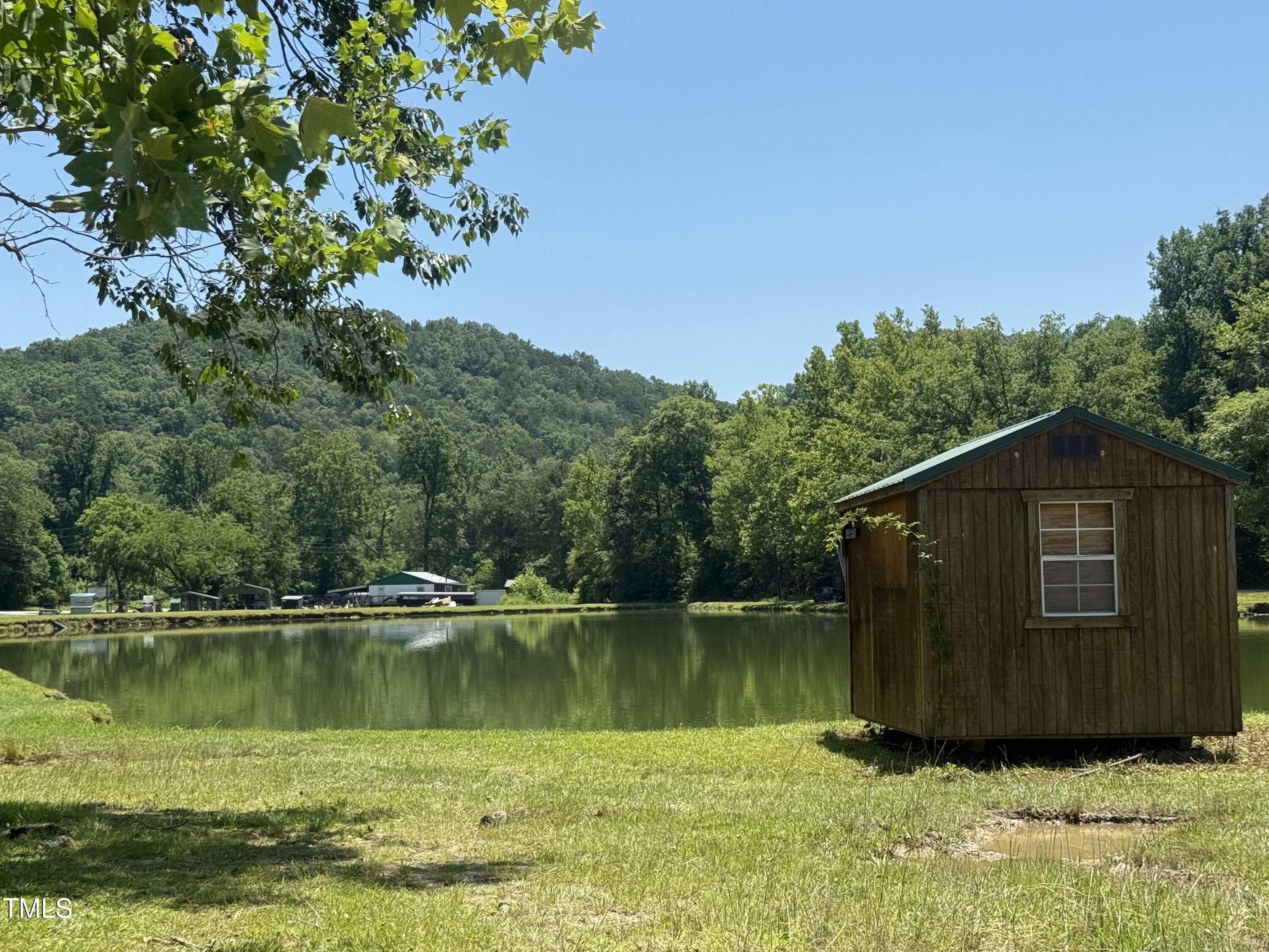 1694 Polly Spout Road