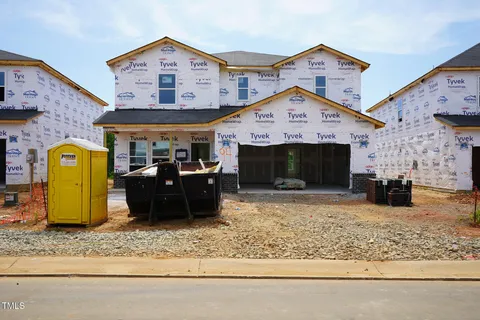 MLS: 10094831