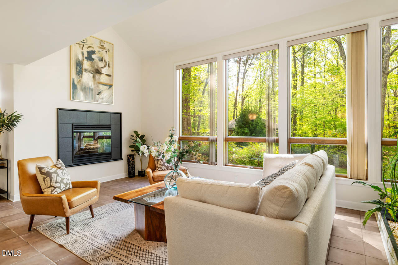 2227 Graystone Lane