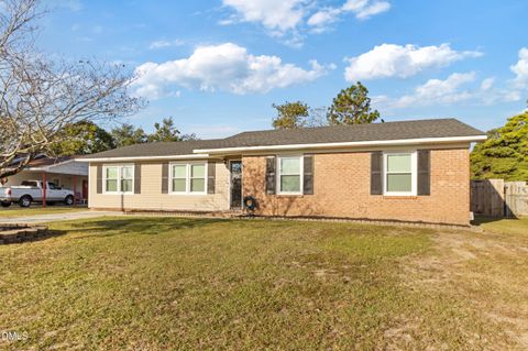 5909 Spinner Road Hope Mills NC 28348