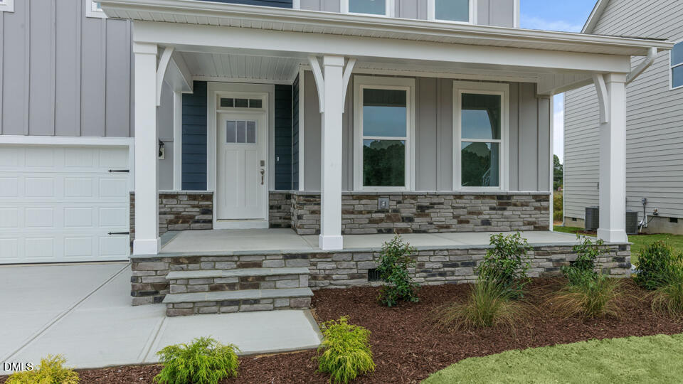 1117 Dartford Green Place