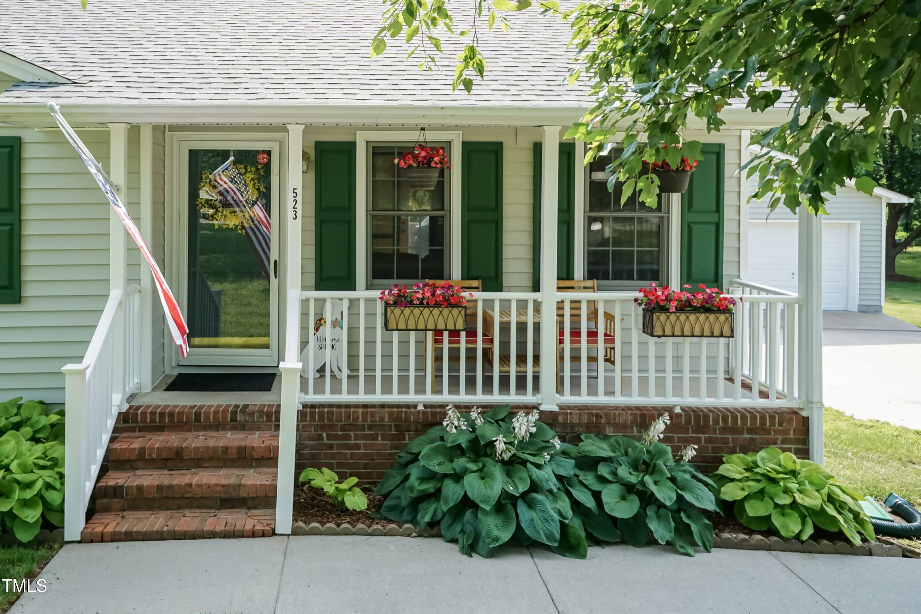 523 Edwards Road