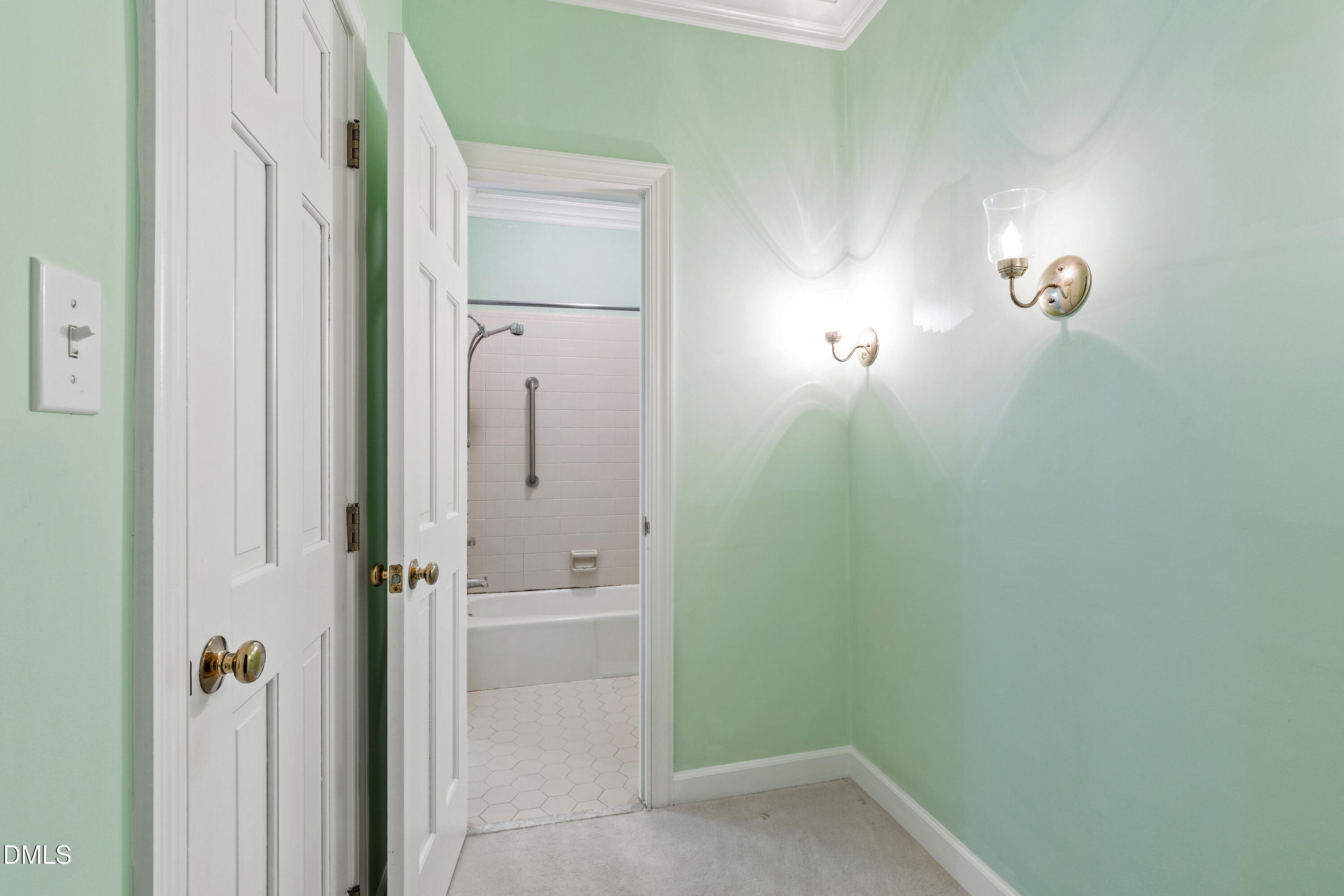 Raleigh, North Carolina 27615, United States, 4 Bedrooms Bedrooms, ,3 BathroomsBathrooms,Residential,Active,236384