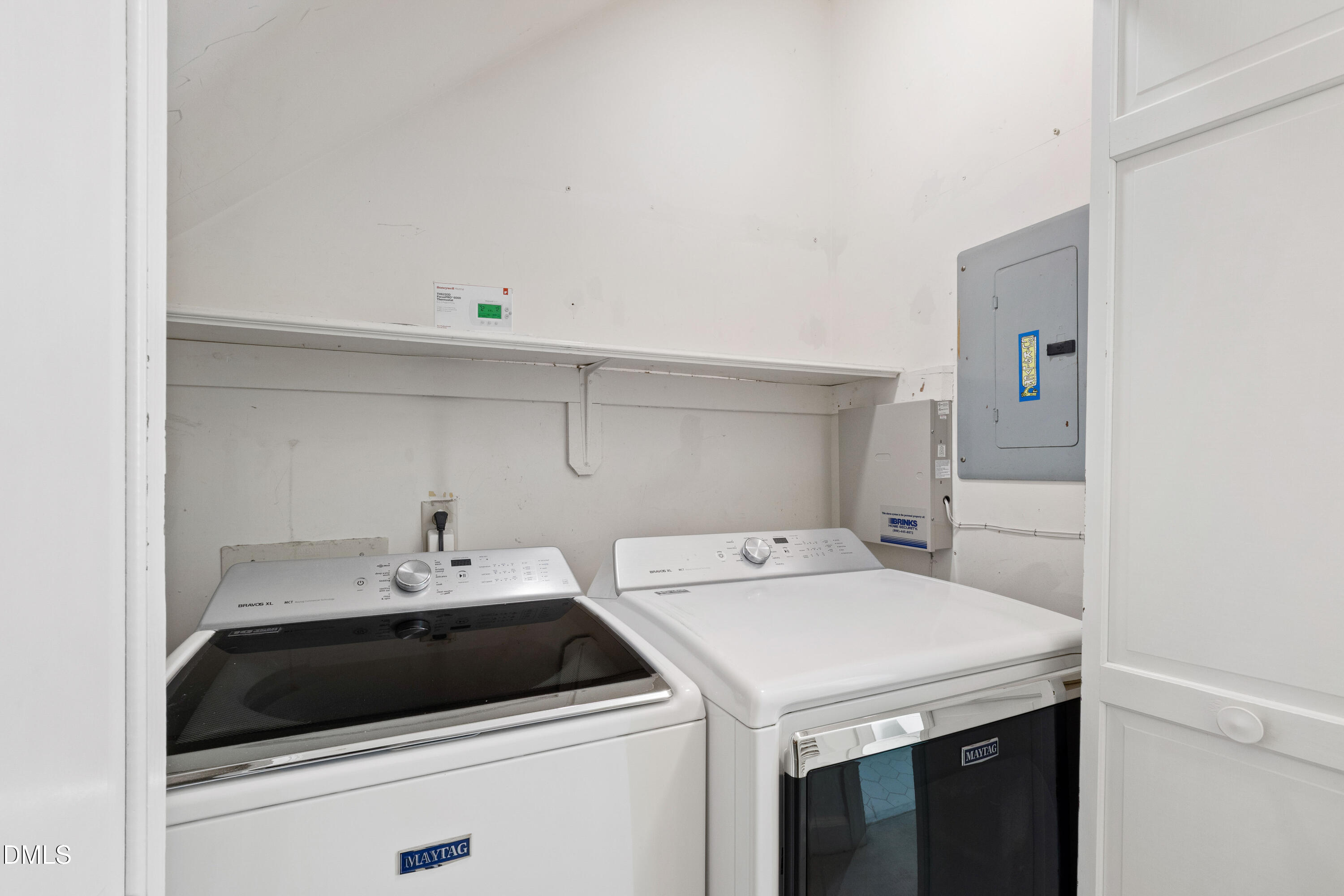 Raleigh, North Carolina 27615, United States, 4 Bedrooms Bedrooms, ,3 BathroomsBathrooms,Residential,Active,236384