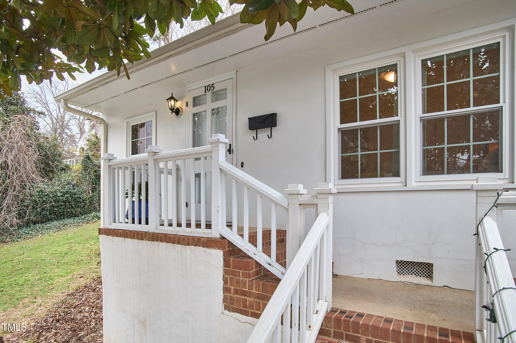 1921 Clark Avenue 105