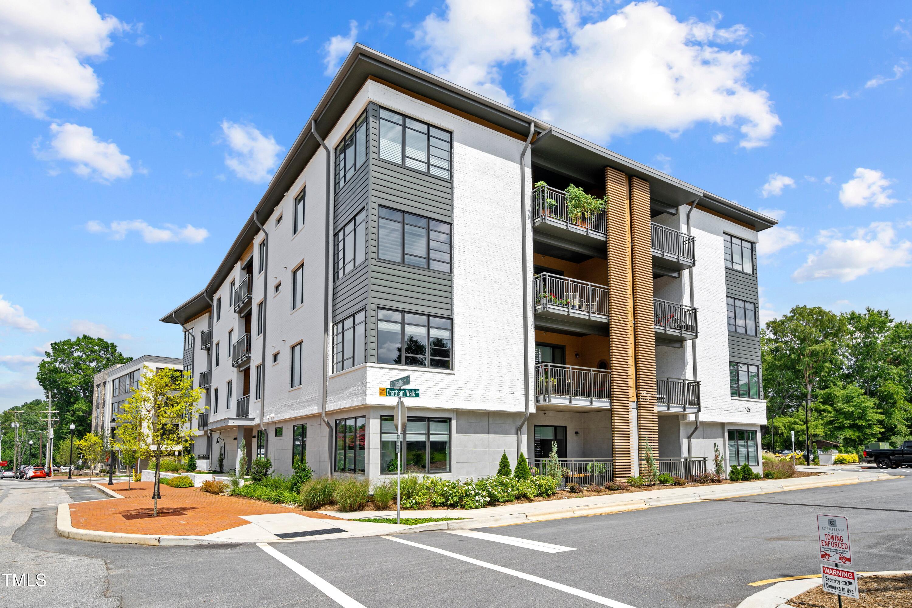 105 Chatham Walk Lane 208