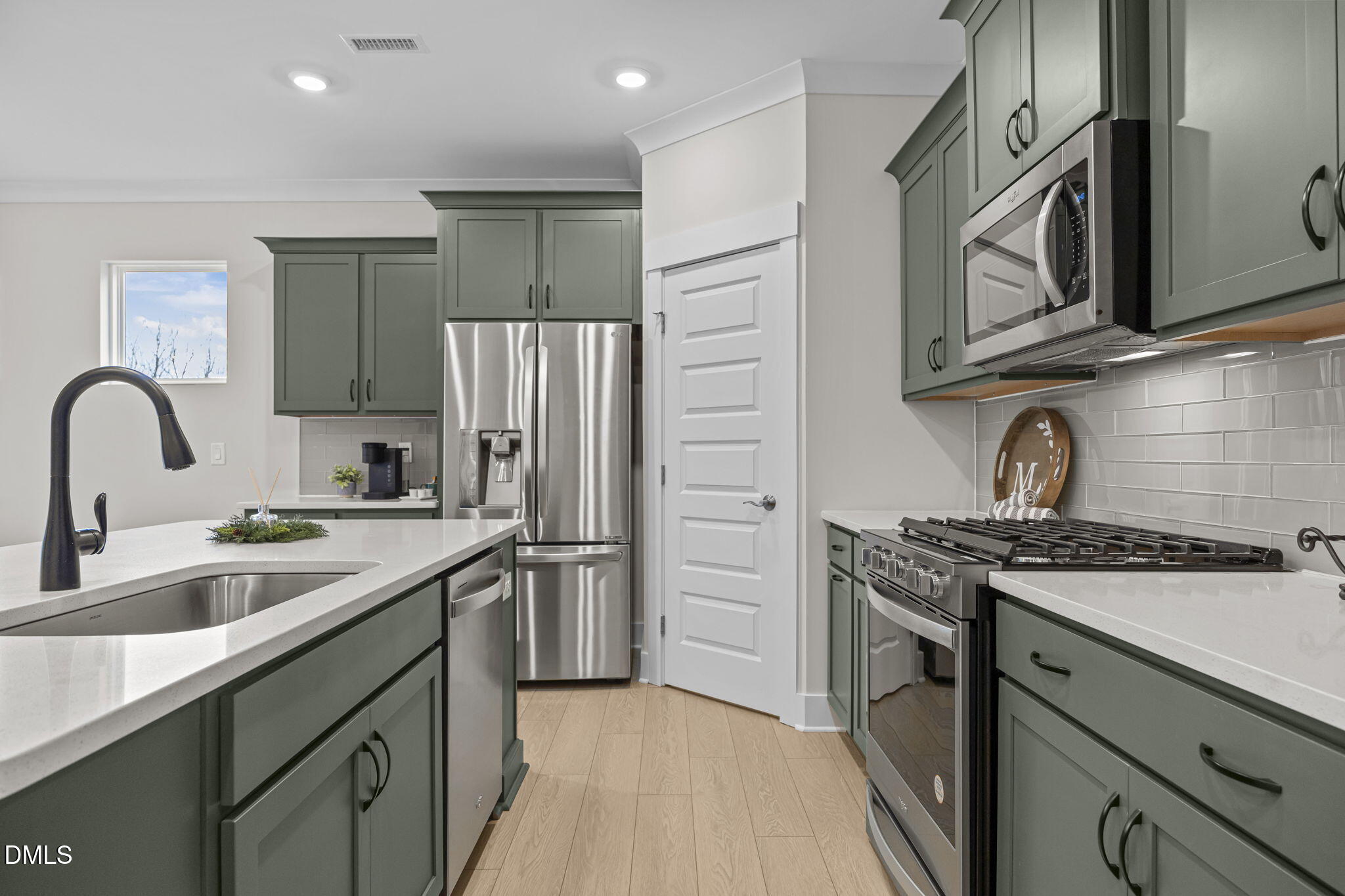 170 Sawtooth Oak Lane