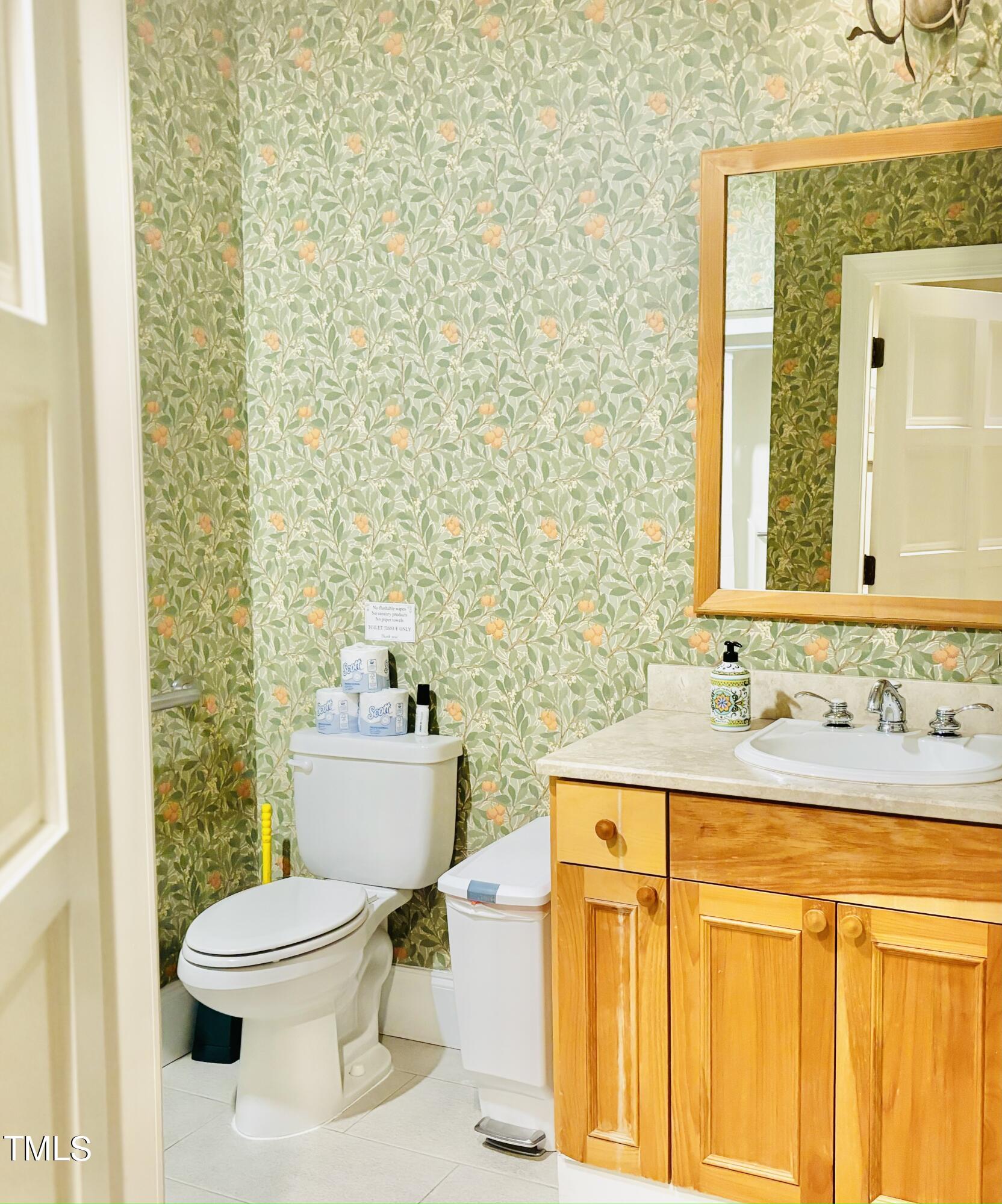 Chapel Hill, North Carolina 27514, United States, ,Residential,Active,38882