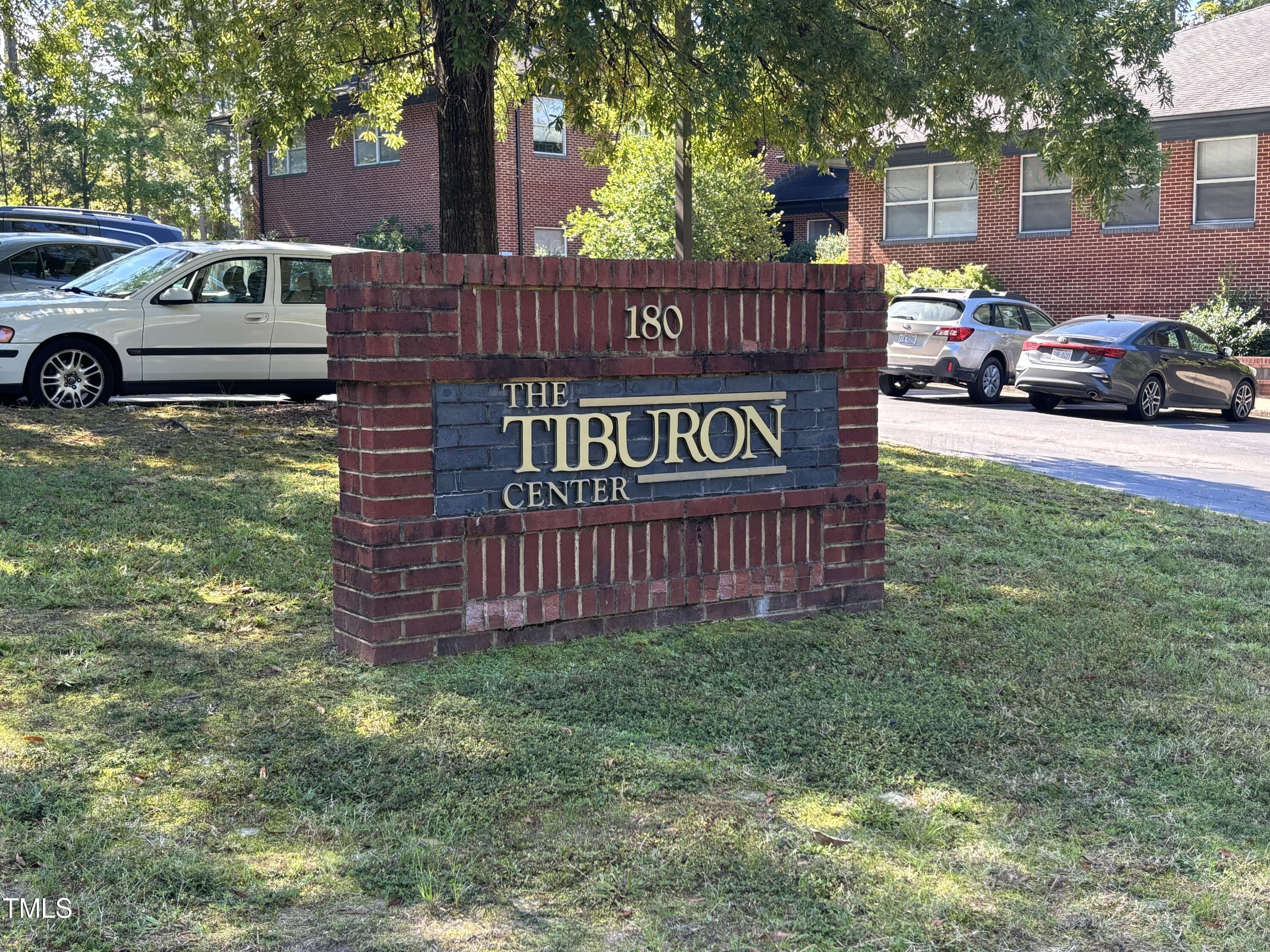 Chapel Hill, North Carolina 27514, United States, ,Residential,Active,38882