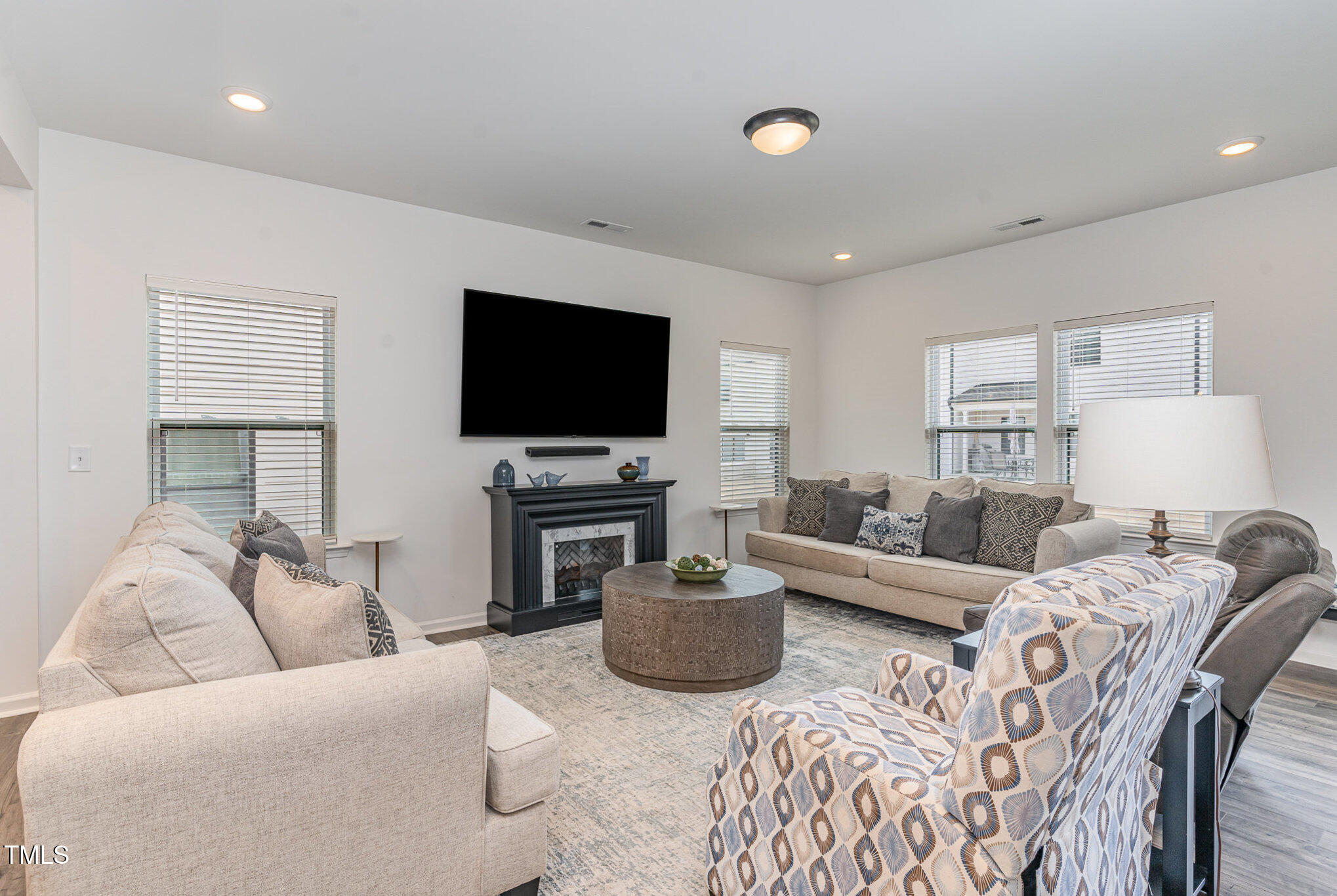 94 Paperwhite Place