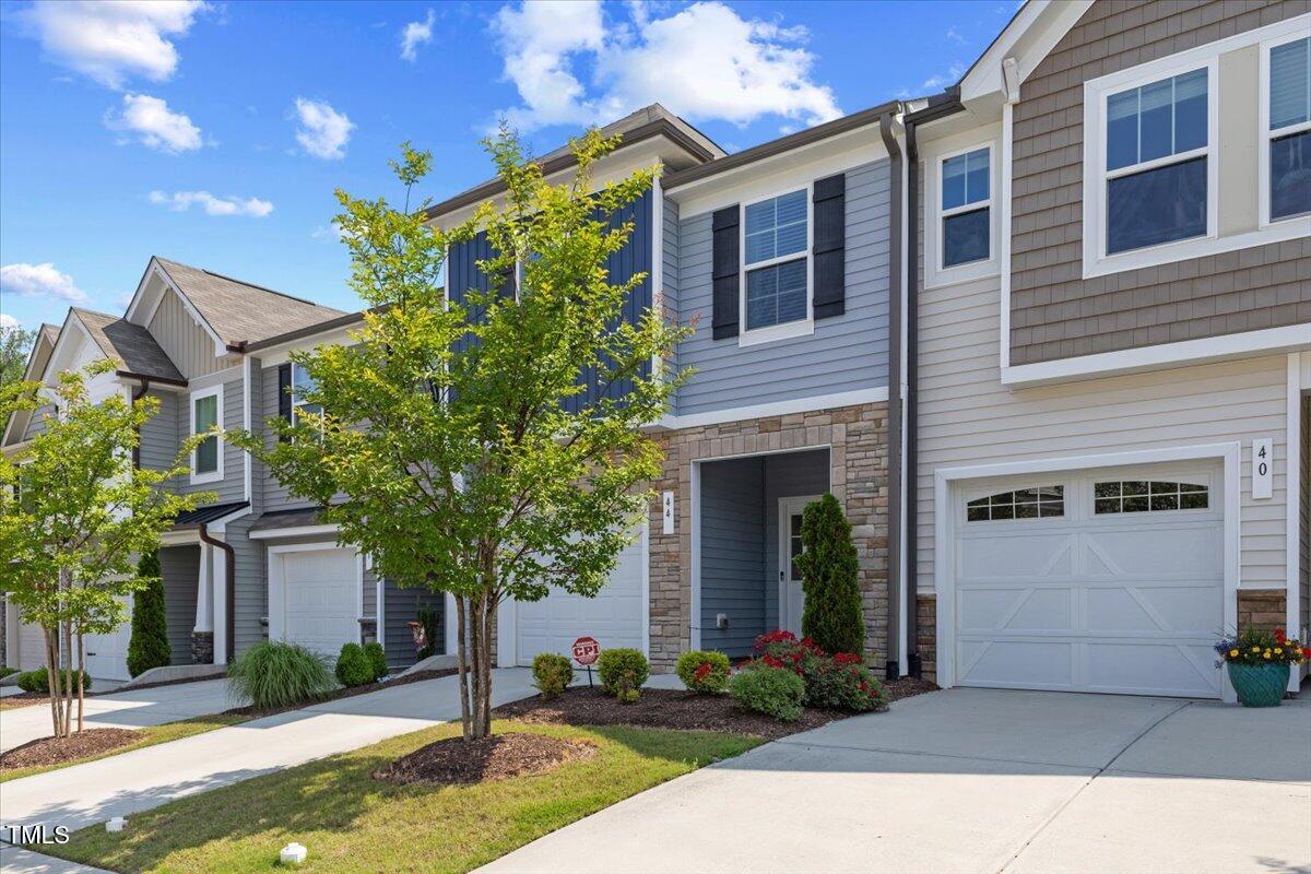 44 Bordeaux Drive