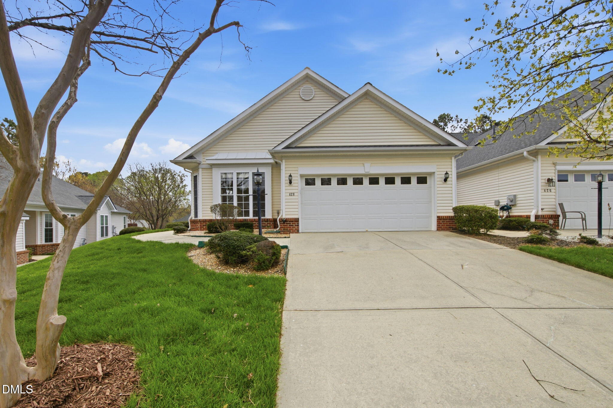 428 Sawgrass Hill Court