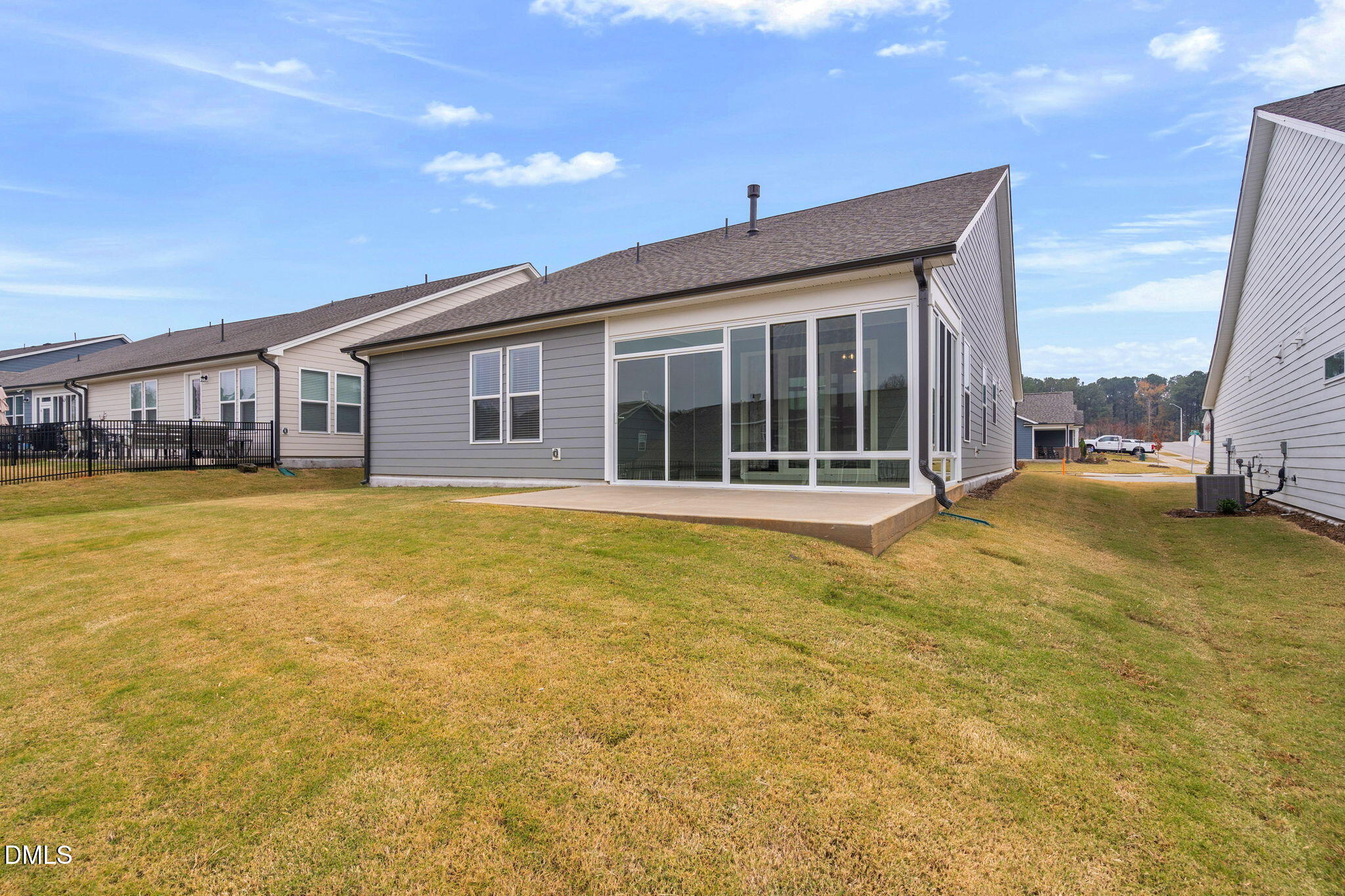 2425 Forsythia Trail